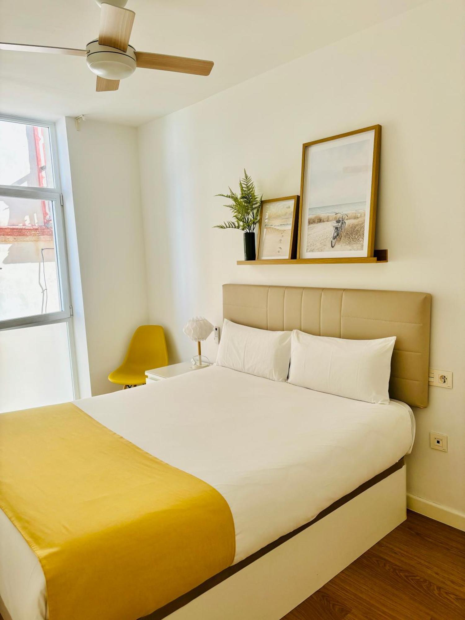 Luminoso Apartamento En El Centro De Cádiz Exterior foto